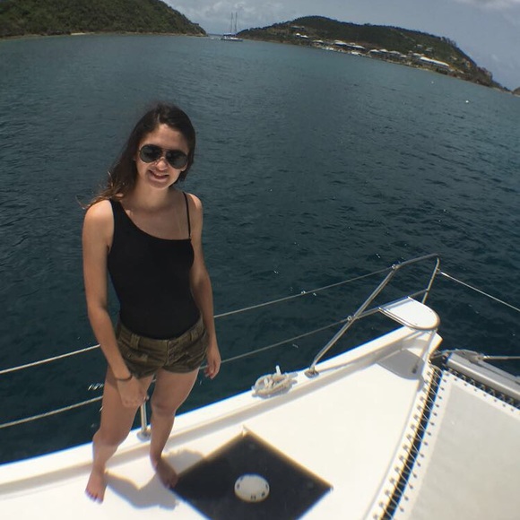 Meet your Posher, Rachel - Picture 1 of 1